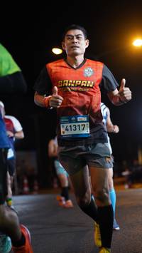 BIB: 405, 41317
                            <button type="button" onclick="openModal(23103093)" class="btn btn-primary btn-sm float-right btn-popup" data-toggle="modal" data-target=".modal-high-quality">
                        <i class="fas fa-shopping-cart"></i> Add to Cart
                    </button>
                                            <button type="button" onclick="isThisMe(23103093, true)" class="btn btn-success btn-sm float-right btn-popup btn-isme hidden" data-toggle="tooltip" data-placement="bottom" title="นี่คือรูปของคุณใช่ไหม คลิกที่นี่เพื่อเอาเข้าอัลบั้ม">
                        <i class="fas fa-plus"></i> Add to album
                    </button>
                    <button type="button" onclick="isThisMe(23103093, false)" class="btn btn-warning btn-sm float-right btn-popup btn-isnotme hidden">
                        <i class="fas fa-ban"></i> Remove from album
                    </button>